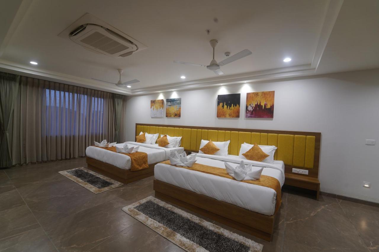 Hotel Stature Inn Kevadia Dış mekan fotoğraf