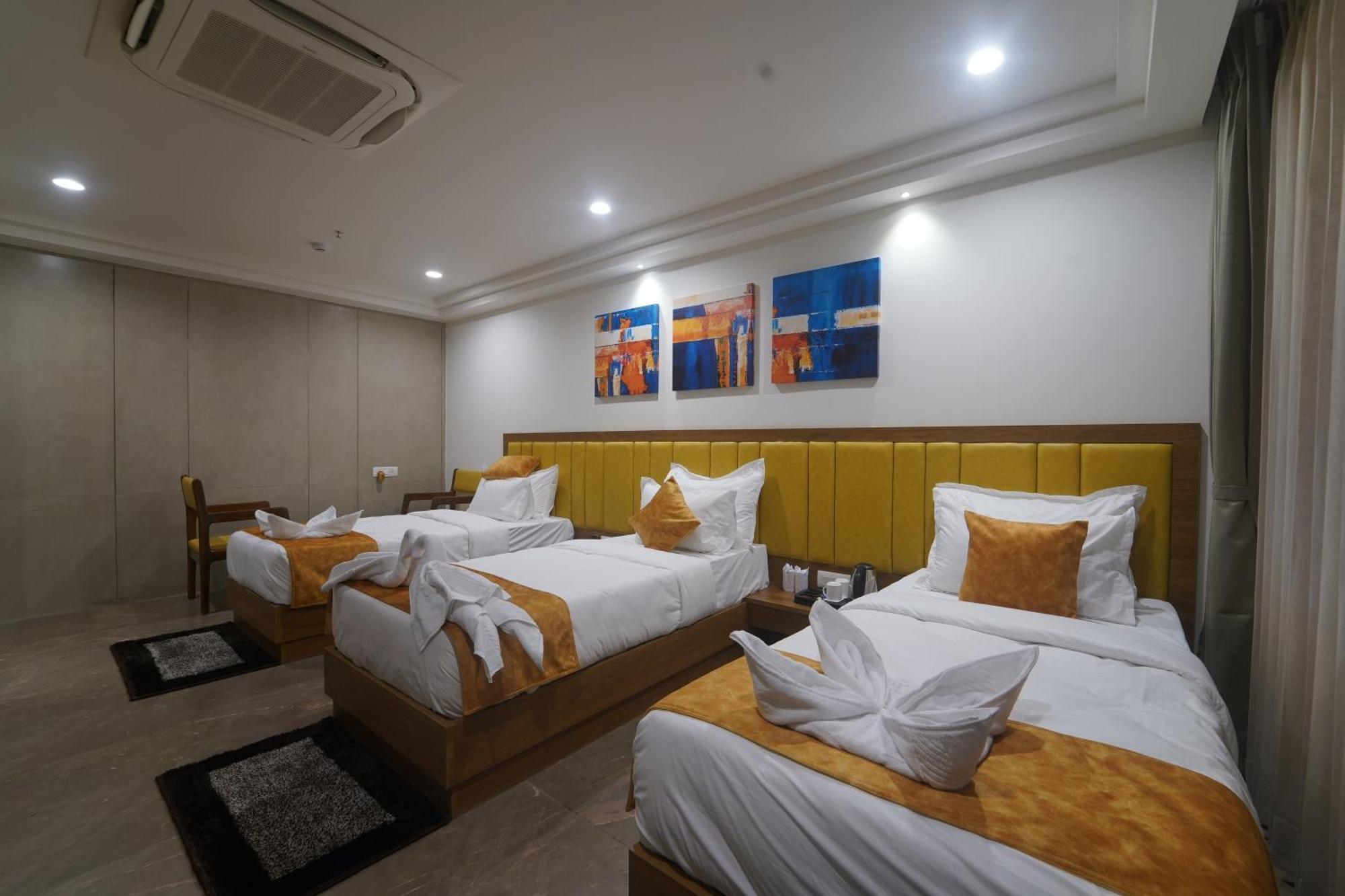 Hotel Stature Inn Kevadia Dış mekan fotoğraf