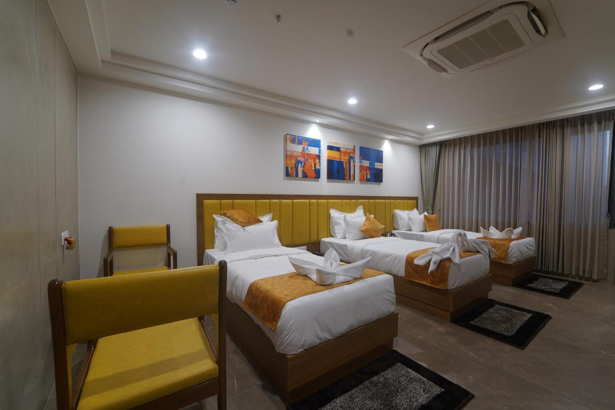 Hotel Stature Inn Kevadia Dış mekan fotoğraf